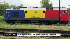 Blocați în tunel cu 2 locomotive defecte. Călătorii, extrem de revoltați: „Sunt oameni bătrâni. În vagon la mine este un copil de un an jumătate”